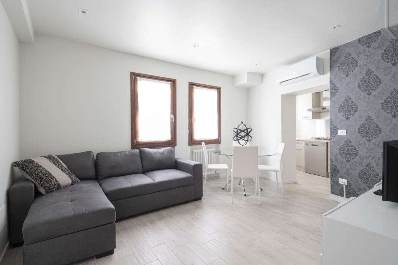 Appartamento In San Marco With Canal View By Wonderful Italy *